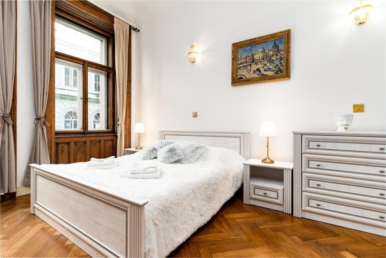 Magnificent King Suite Praga Exterior foto