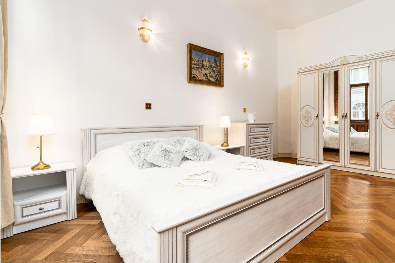 Magnificent King Suite Praga Exterior foto